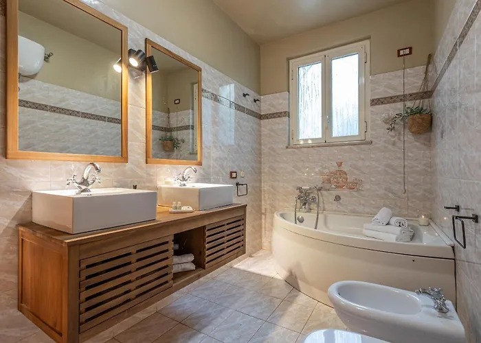 Bbhome Domus Aquae Inside Of Appia Antica Park *