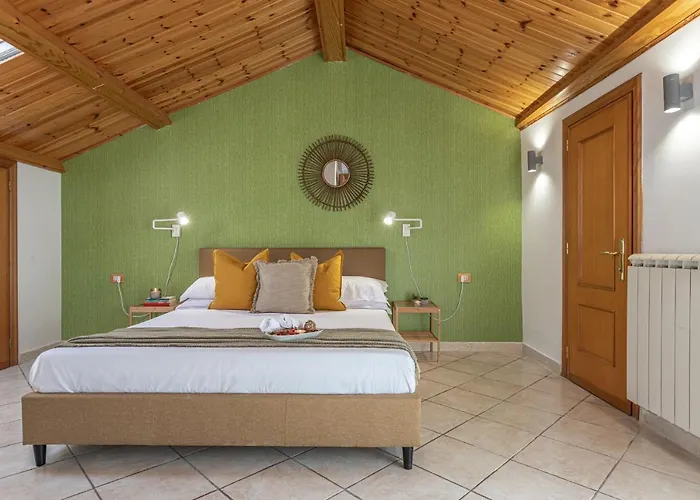 Bbhome Domus Aquae Inside Of Appia Antica Park * Roma