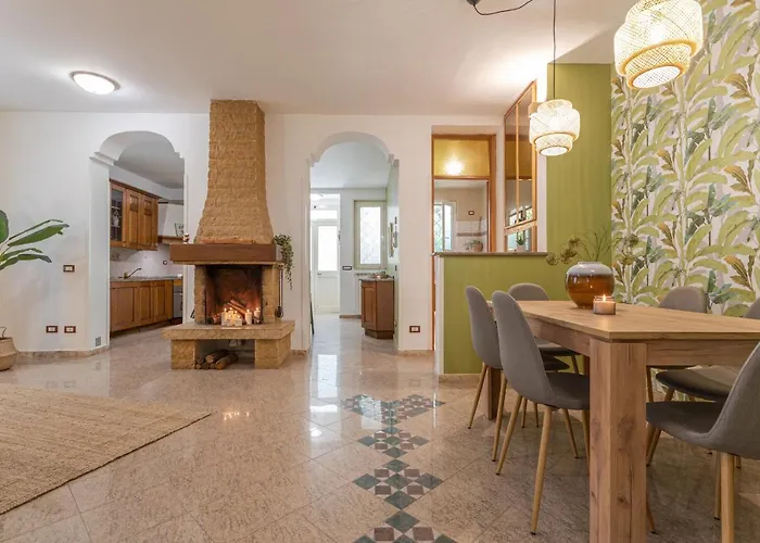 Villa Bbhome Domus Aquae Inside Of Appia Antica Park *